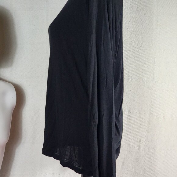 Love In Brand Black LS Rayon Span Reversible Drop Shoulder 1/2 Zip Top Size L - Picture 8 of 16